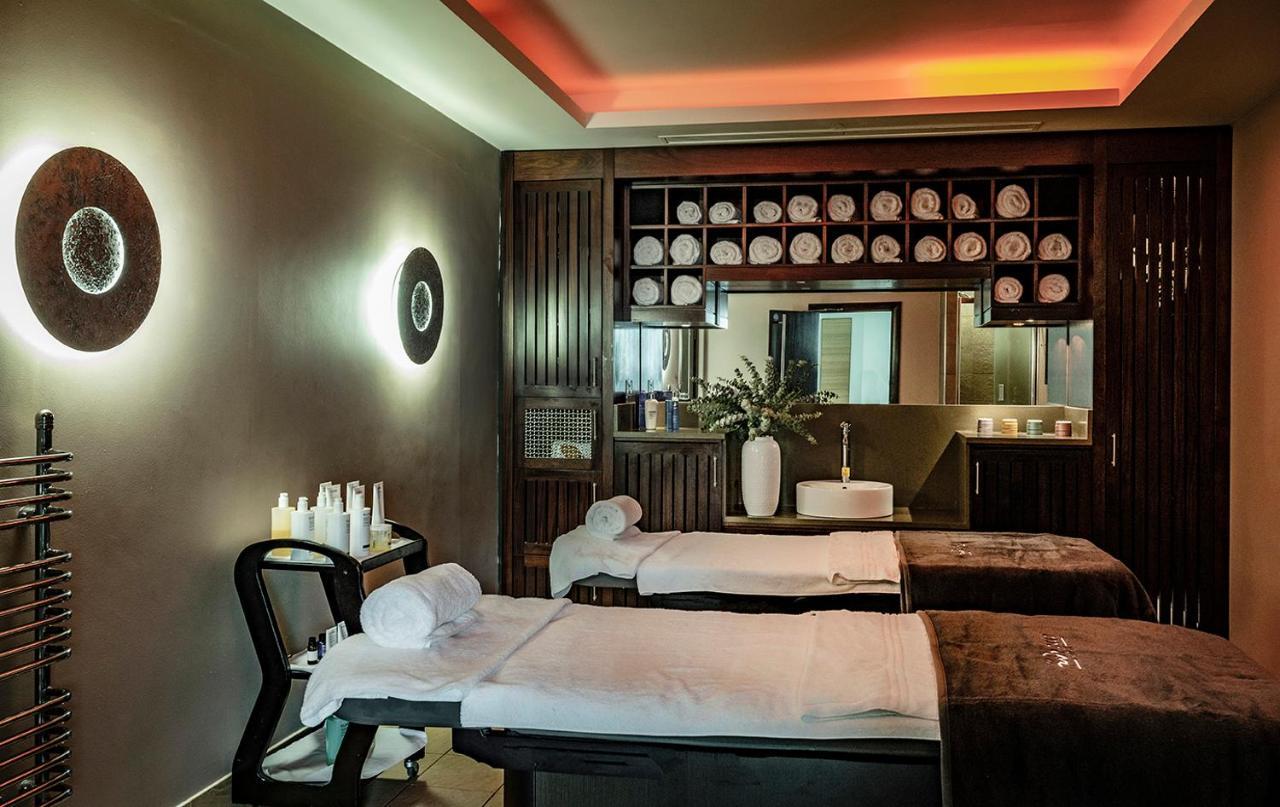Rookery Hall Hotel & Spa Нантуич Екстериор снимка